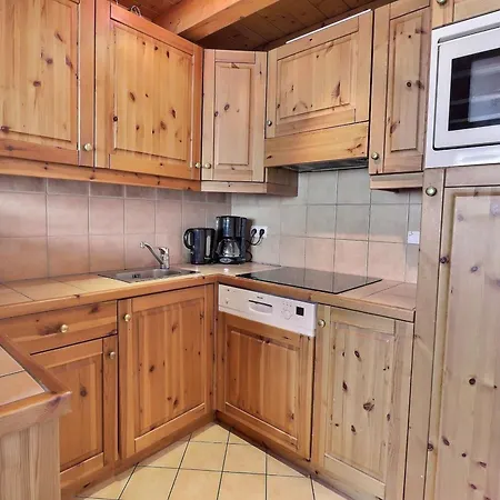 Apartment 2 Pieces Avec Mezzanine, Balcon Sud, Proche Pistes - 6 Pers - Fr-1-182-154 *